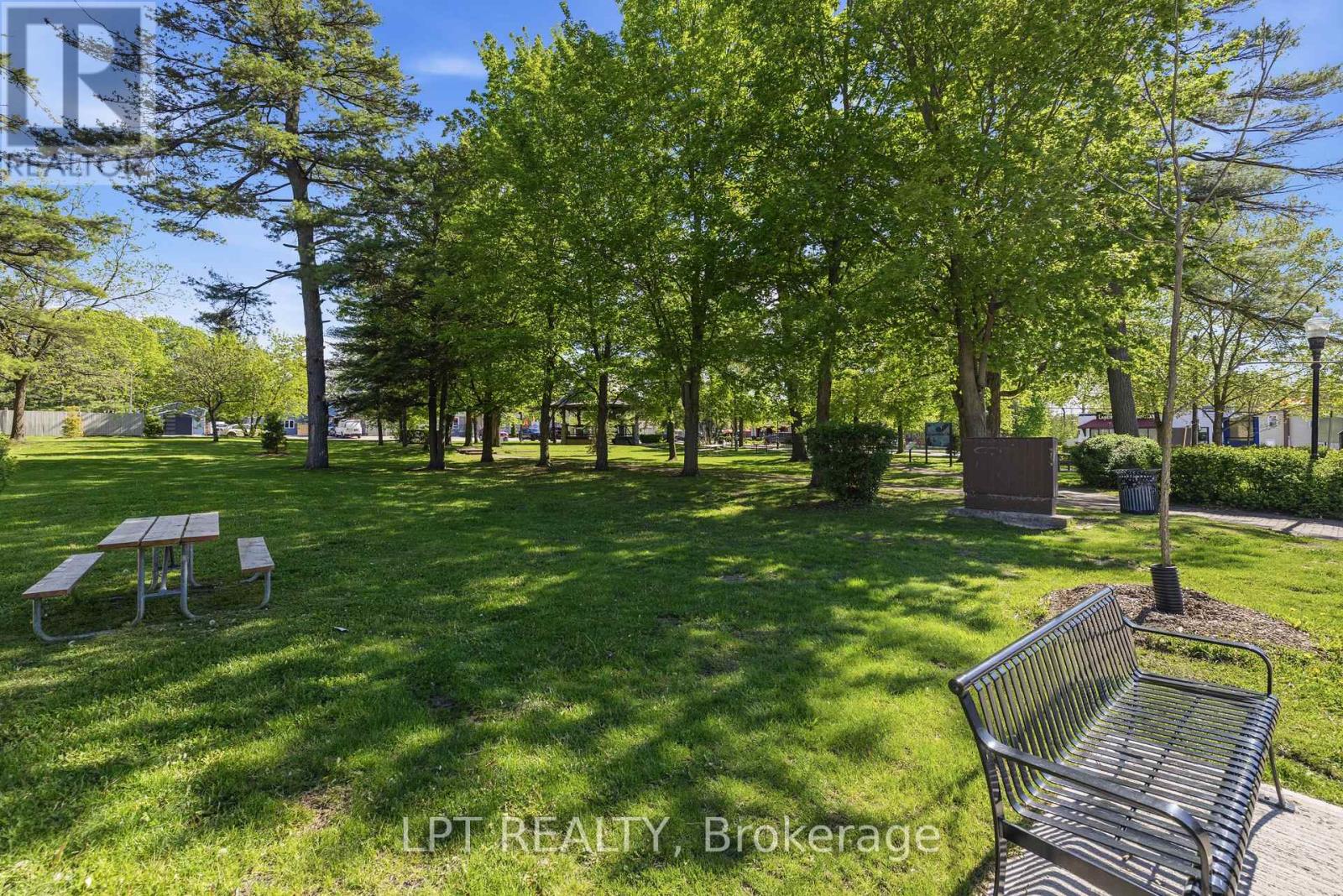 303 - 110 Grew Boulevard, Georgina, Ontario  L0E 1L0 - Photo 28 - N13212880