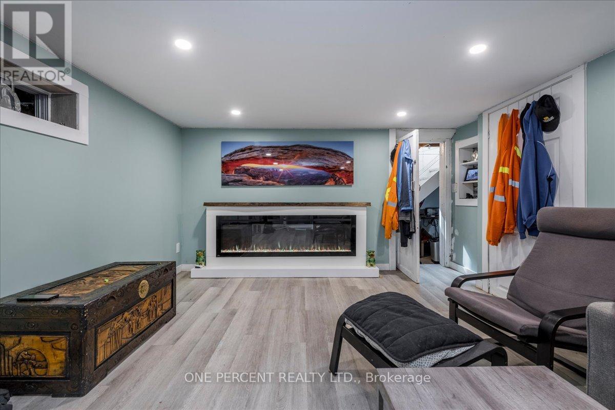 224 Foster Drive, Barrie (Painswick North), Ontario  L4N 3X8 - Photo 9 - S13212756