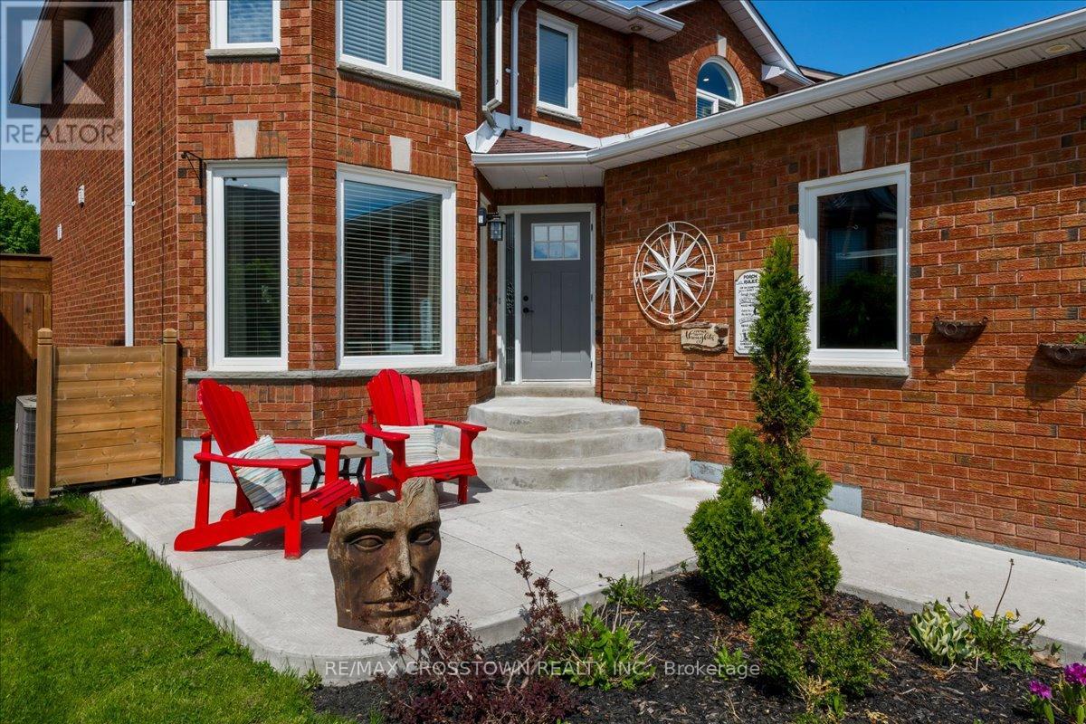 92 Golden Meadow Road, Barrie (Bayshore), Ontario  L4N 7G4 - Photo 3 - S13212768