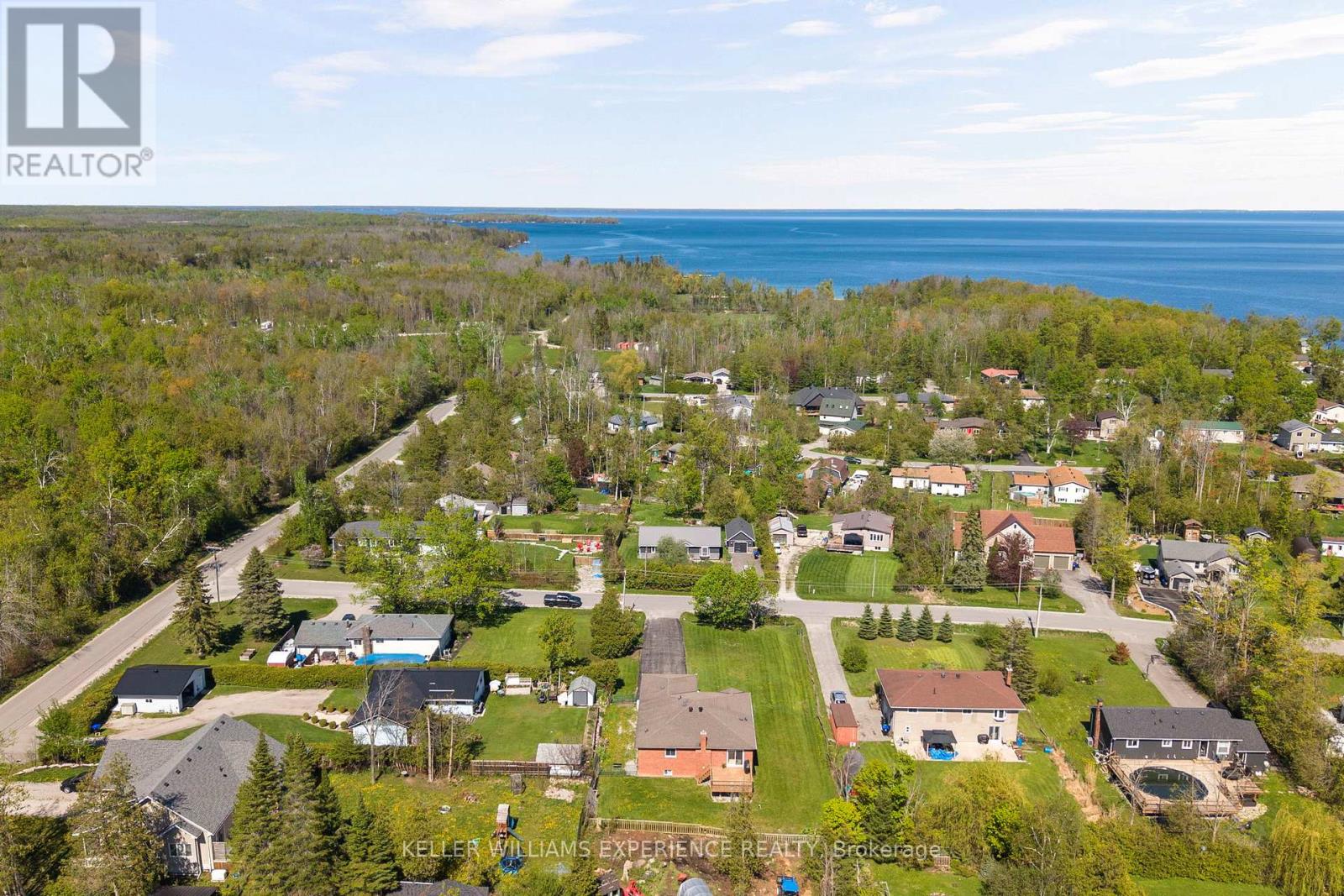 4 Campbell Avenue, Oro-Medonte, Ontario  L0L 1T0 - Photo 25 - S13212830