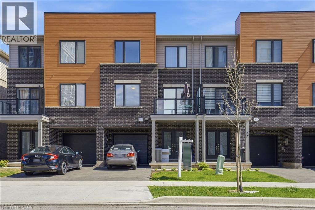 19 ROXANNE Drive Unit# 119, Hamilton, Ontario
