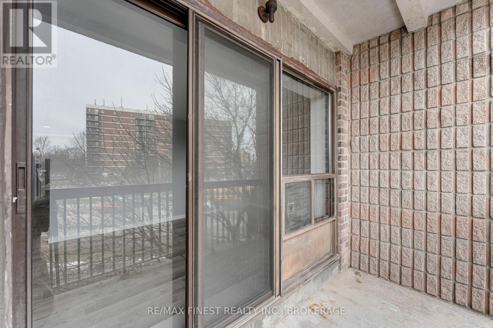 301 - 17 Eldon Hall Place, Kingston, Ontario  K7M 7H5 - Photo 14 - X13212852