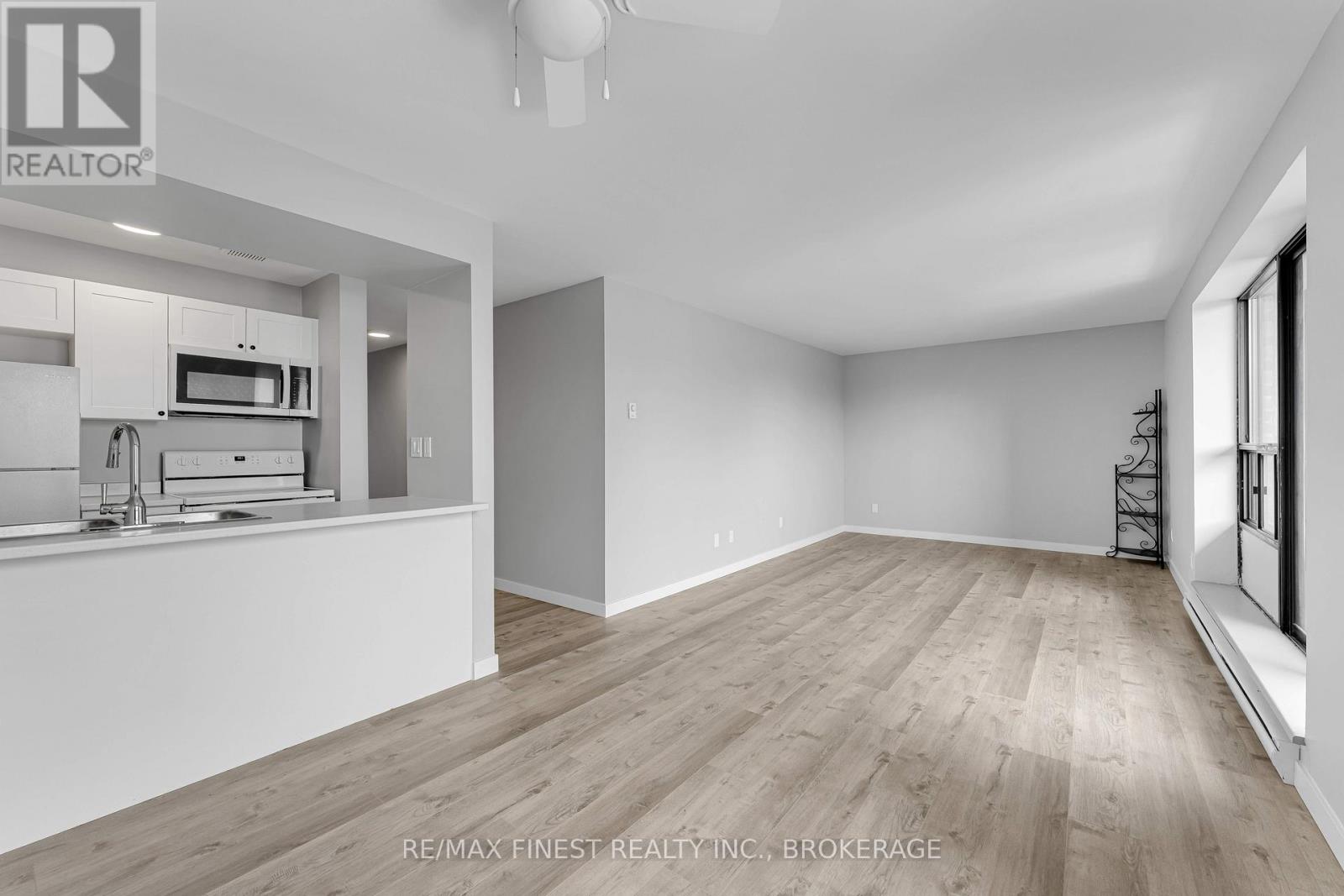 301 - 17 Eldon Hall Place, Kingston, Ontario  K7M 7H5 - Photo 9 - X13212852