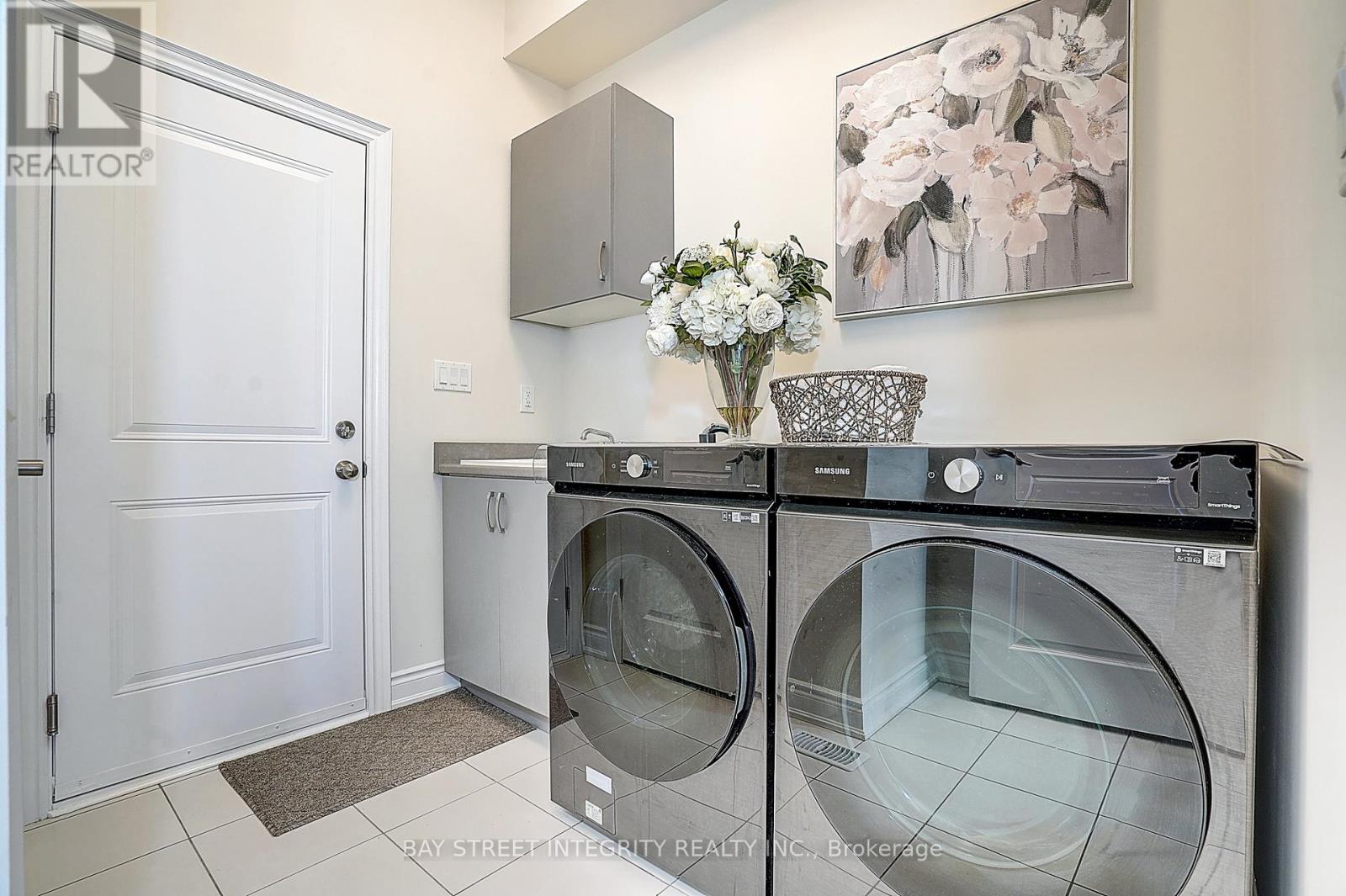 38 Settlers Road E, Oakville, Ontario  L6H 0Y8 - Photo 48 - W13212774