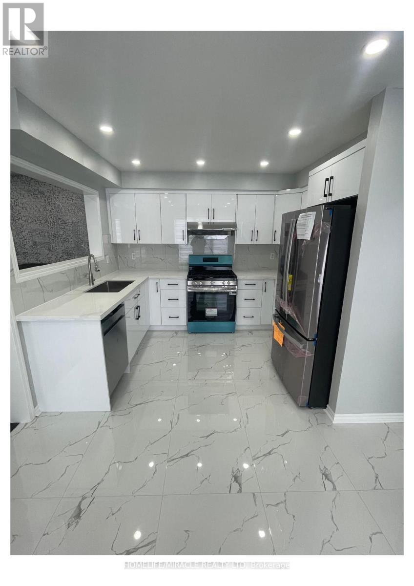 55 Secord Crescent, Brampton, Ontario  L6X 4Y8 - Photo 11 - W13212794