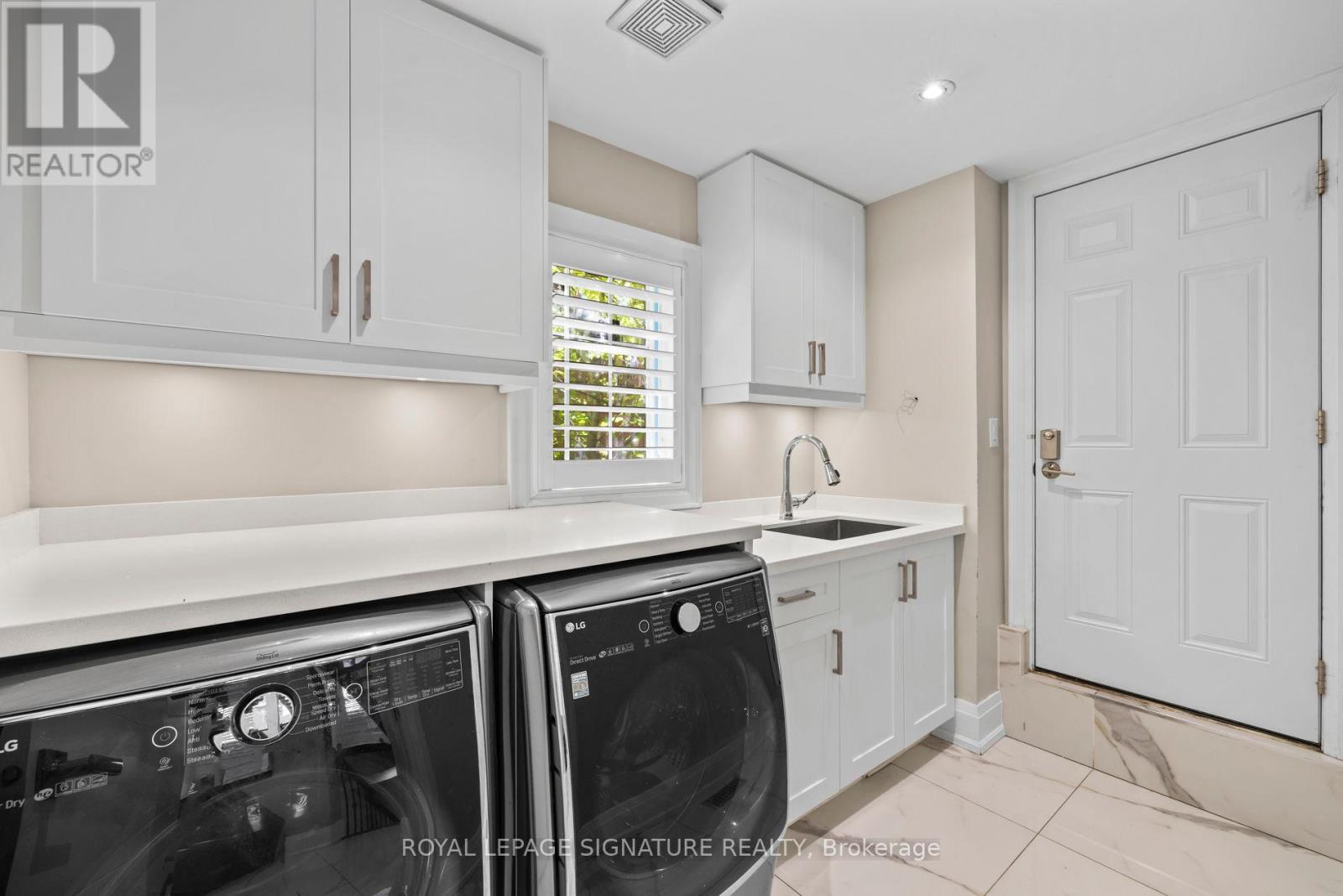 2480 Upper Valley Crescent, Oakville, Ontario  L6H 7P2 - Photo 34 - W13212812