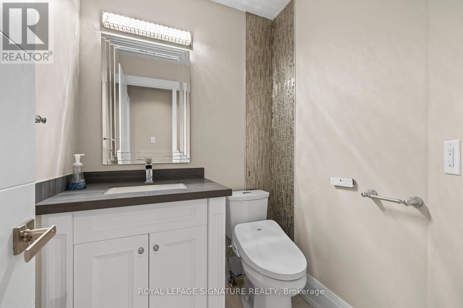 2480 Upper Valley Crescent, Oakville, Ontario  L6H 7P2 - Photo 35 - W13212812