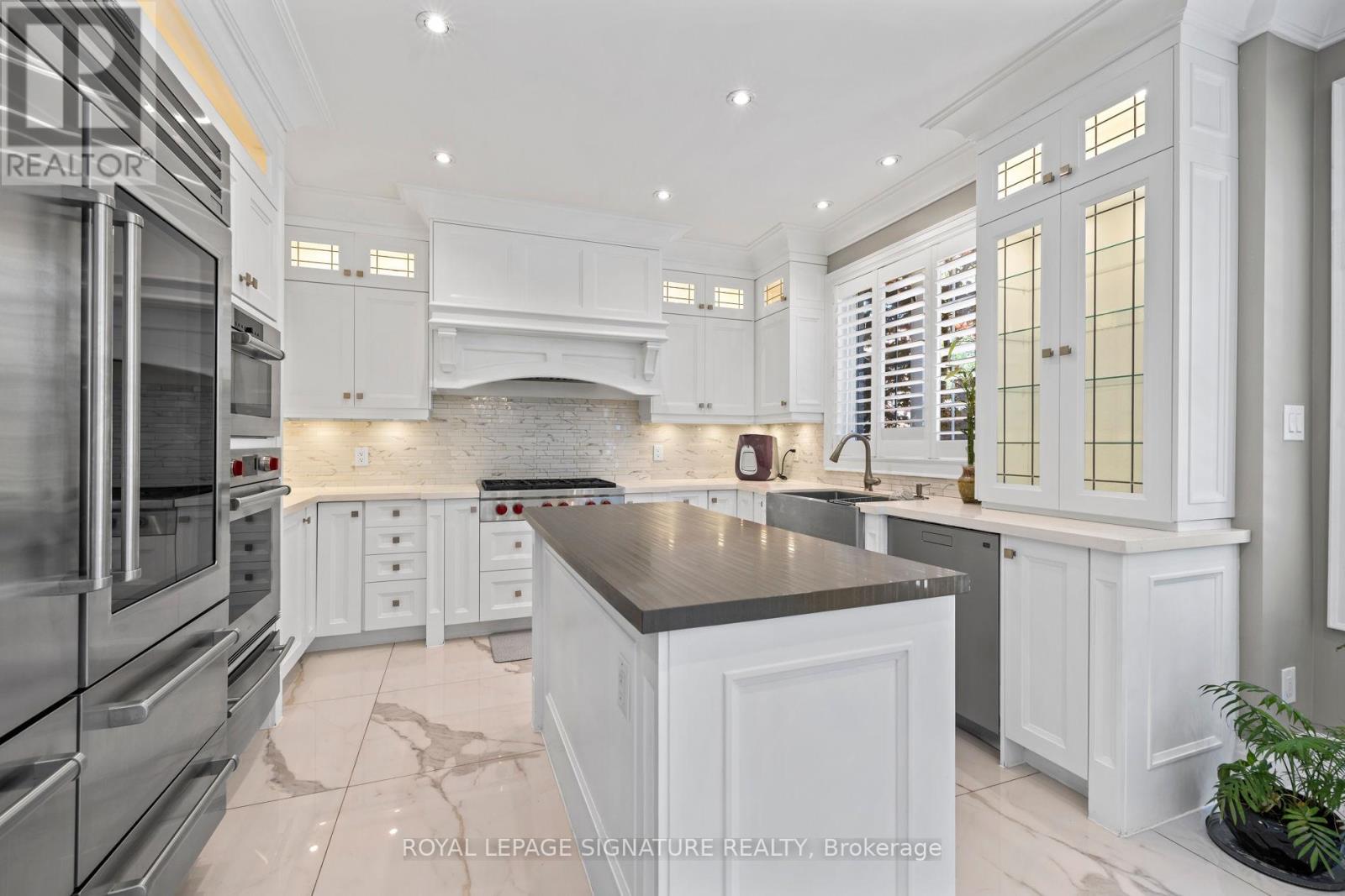 2480 Upper Valley Crescent, Oakville, Ontario  L6H 7P2 - Photo 49 - W13212812