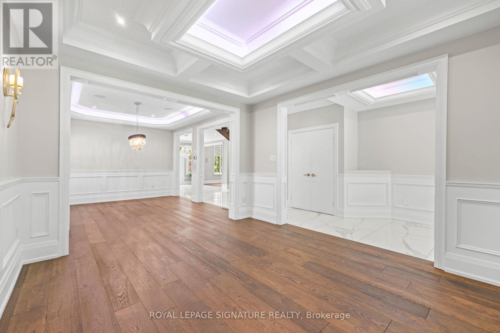 2480 Upper Valley Crescent, Oakville, Ontario  L6H 7P2 - Photo 7 - W13212812