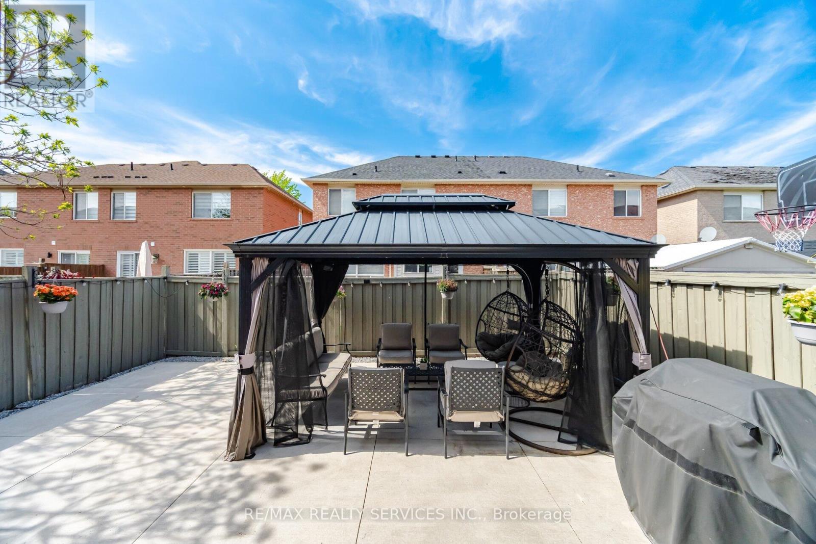 28 Ponymeadow Way, Brampton (Credit Valley), Ontario  L6X 0M3 - Photo 33 - W13212860