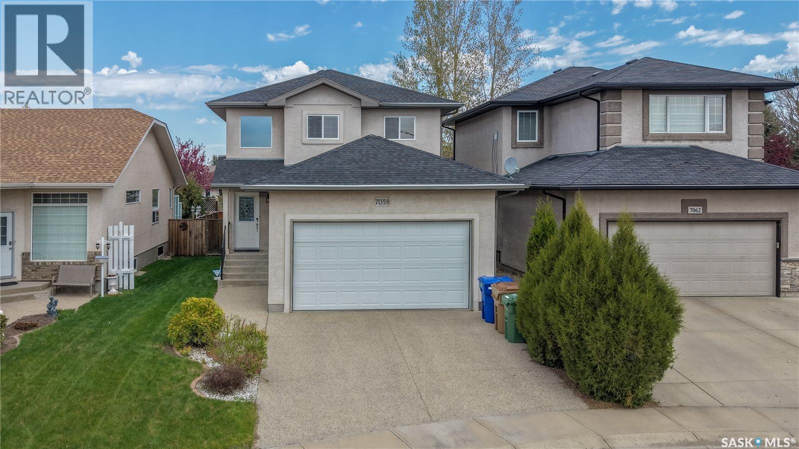 7058 Wascana Cove Drive, Regina, Saskatchewan  S4V 3E9 - Photo 1 - SK037543