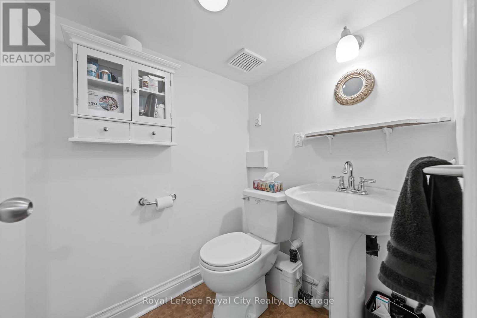 138 Arthur Street N, Guelph, Ontario  N1E 4V2 - Photo 12 - X12738174