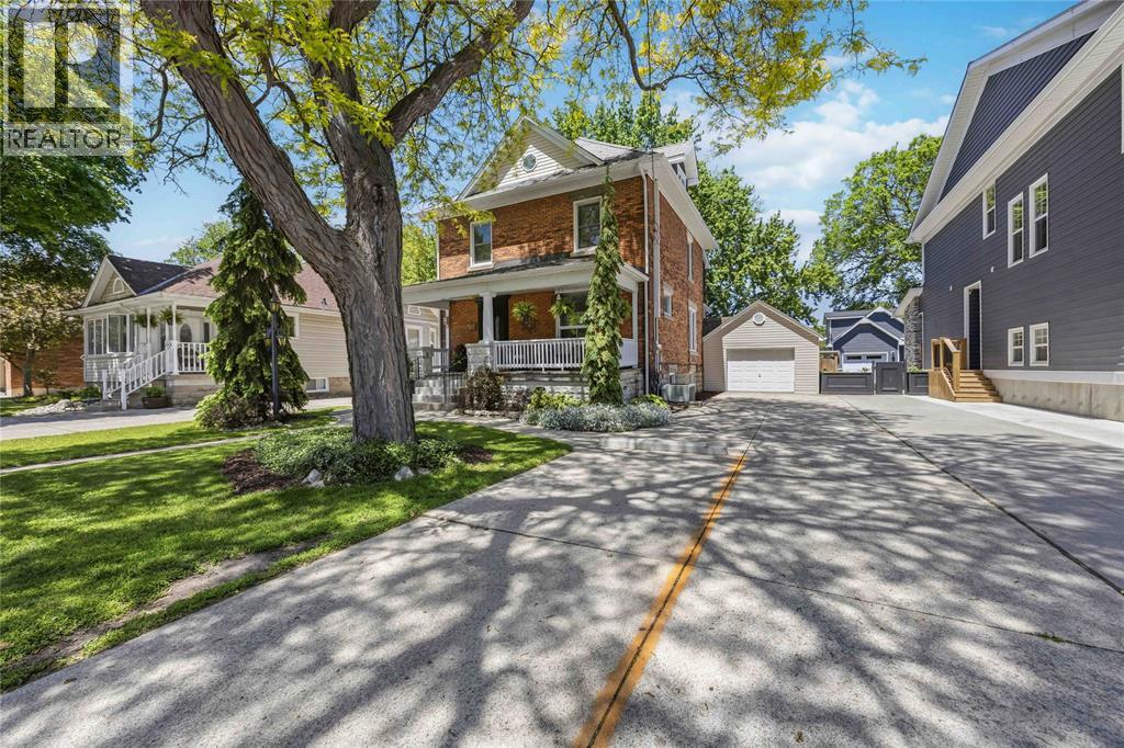 292 George Street, Sarnia, Ontario  N7T 4P4 - Photo 3 - 26012401