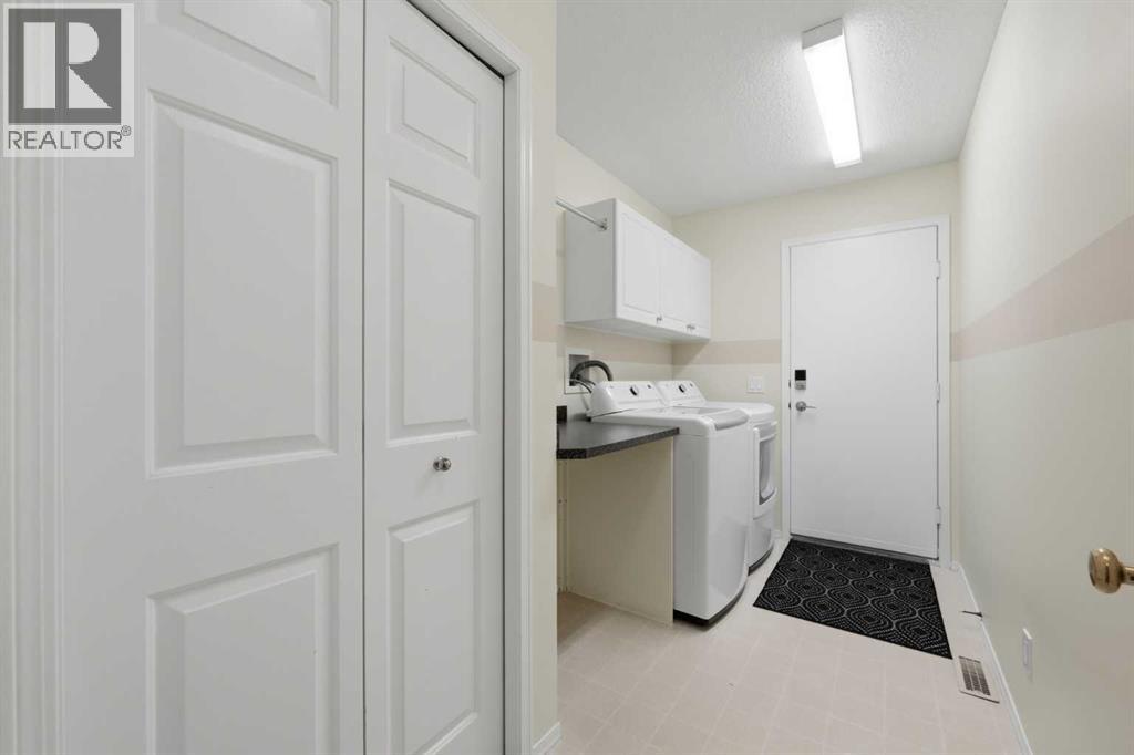616 Sheep River Mews, Okotoks, Alberta  T0L 1T4 - Photo 28 - A2313085