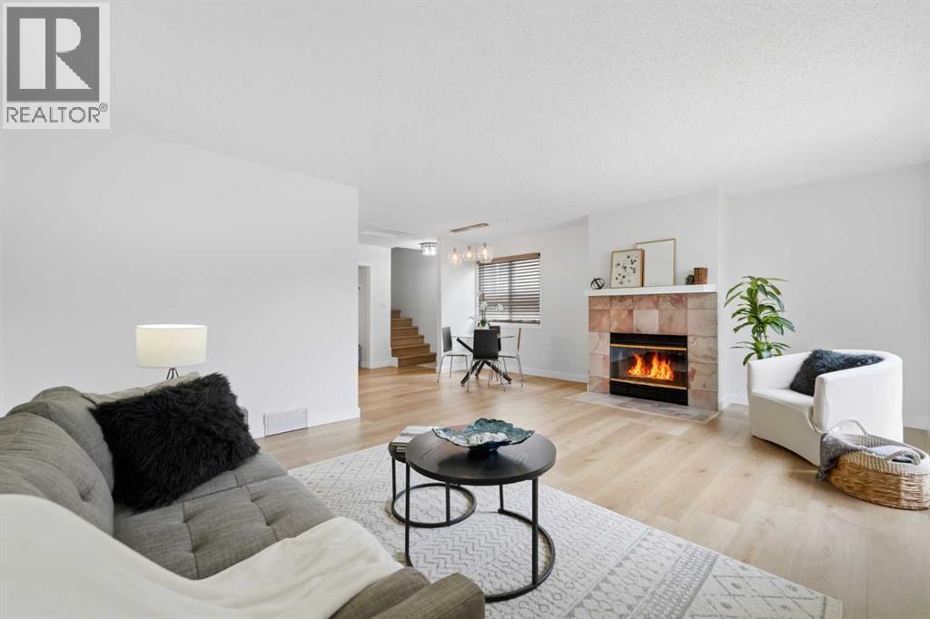 85 Cedarwood Hill SW, Calgary, Alberta  T2W 3H4 - Photo 6 - A2313508