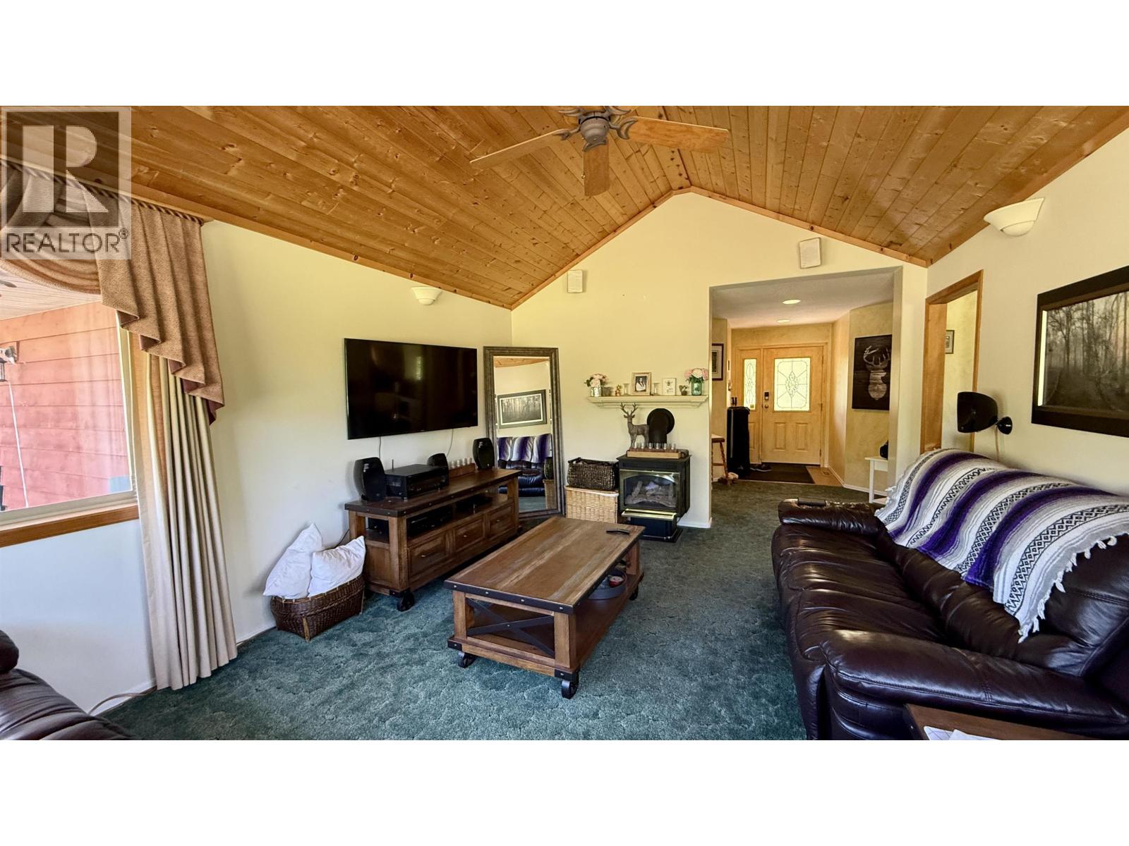 7364 Watch Lake Road, Lone Butte, British Columbia  V0K 1X0 - Photo 2 - R3129615