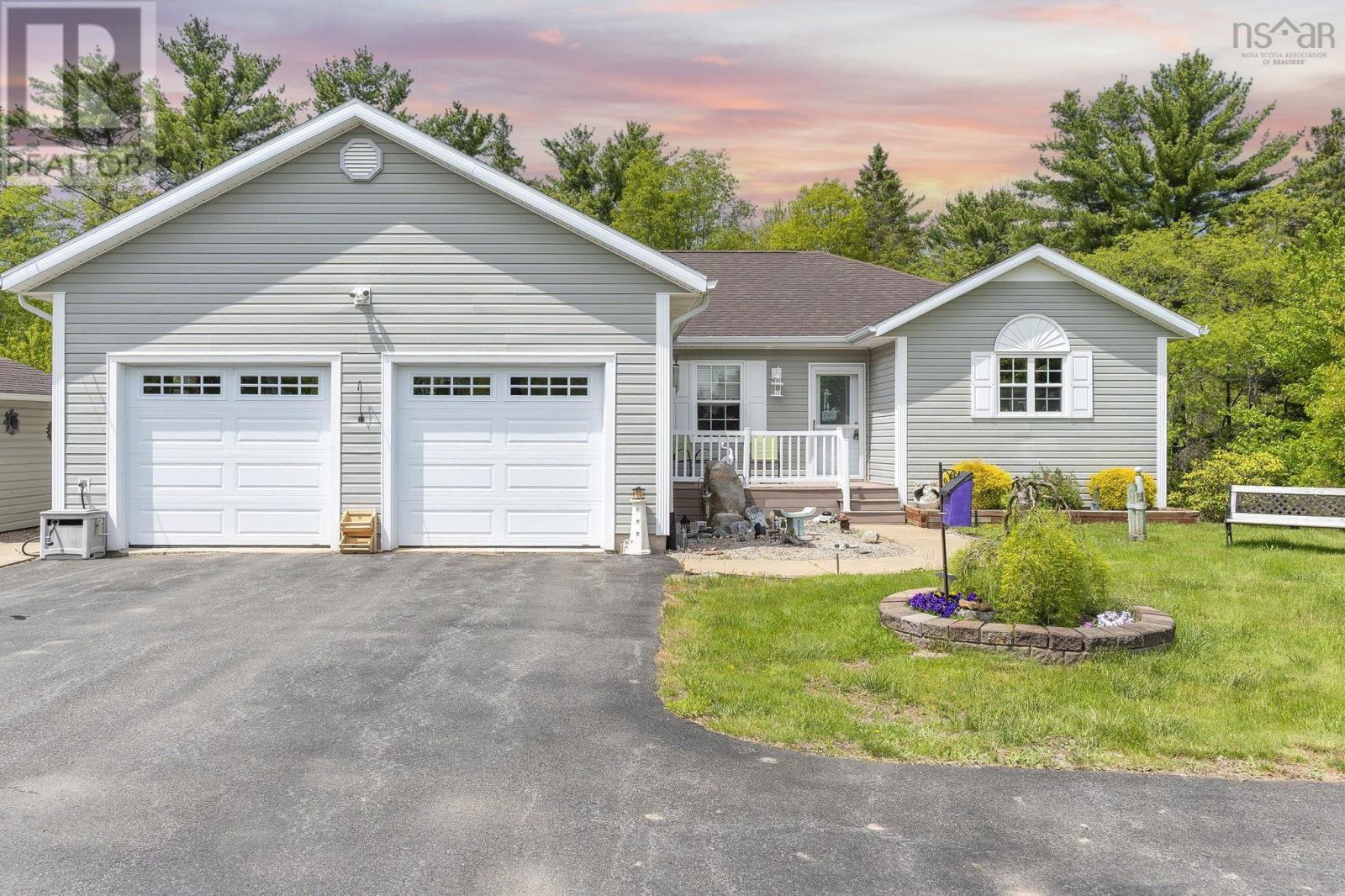 21 Anna Court, Wilmot, Nova Scotia  B0P 1R0 - Photo 1 - 202612533