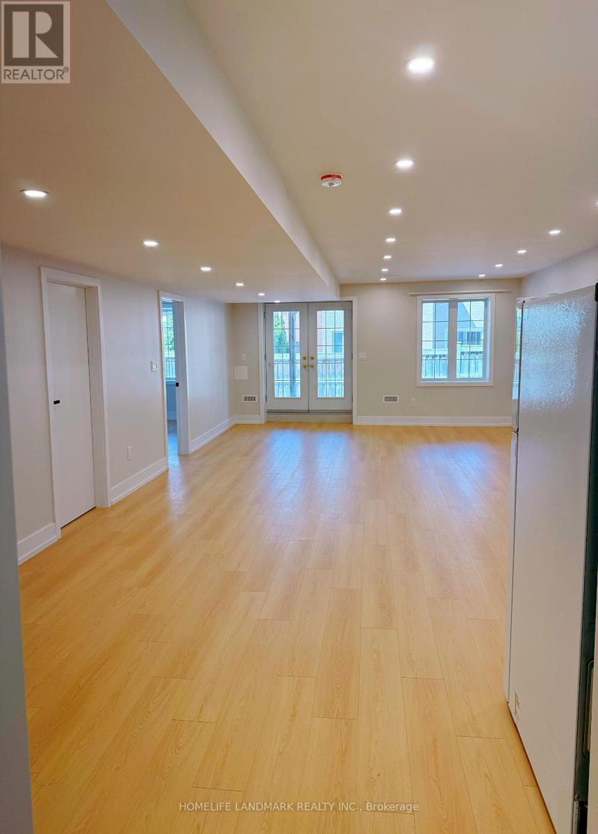 Basement 32 Allison Ann Way, Vaughan, Ontario  L6A 0J4 - Photo 3 - N13051490