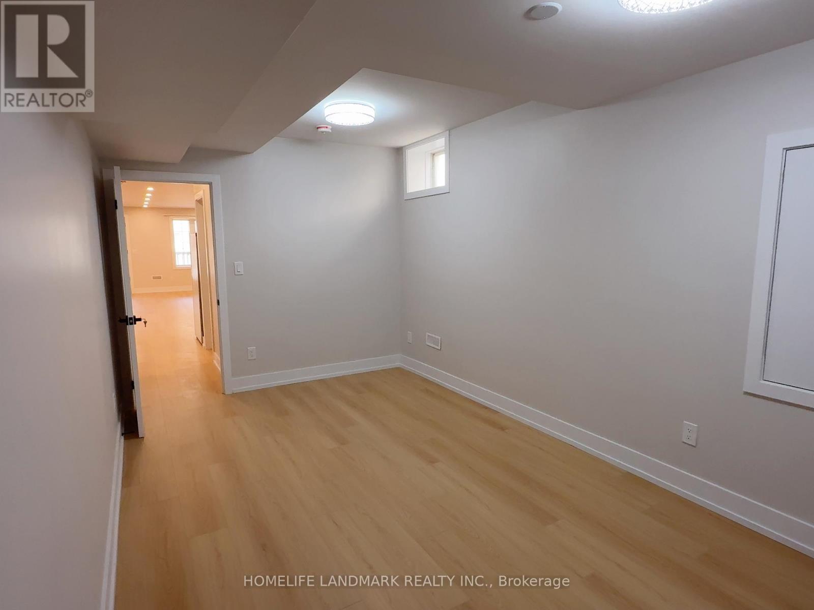 Basement 32 Allison Ann Way, Vaughan, Ontario  L6A 0J4 - Photo 11 - N13051490