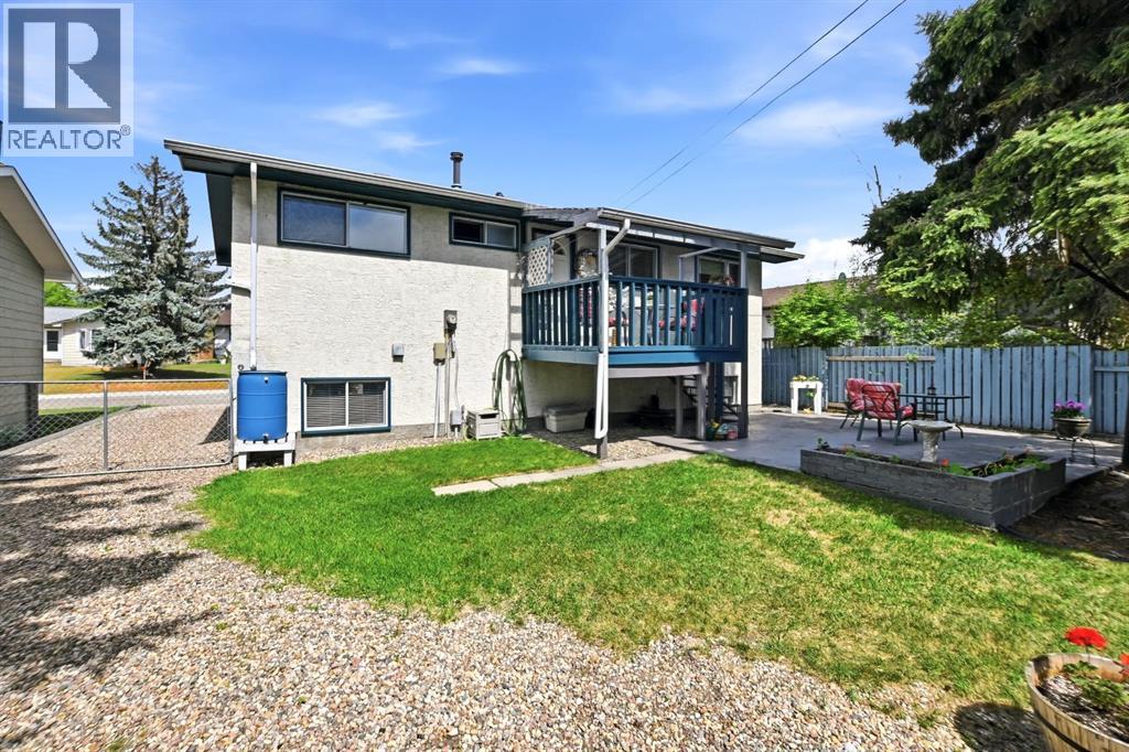 5327 38 Street, Innisfail, Alberta  T4G 1E8 - Photo 30 - A2315432