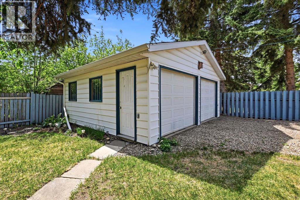 5327 38 Street, Innisfail, Alberta  T4G 1E8 - Photo 29 - A2315432