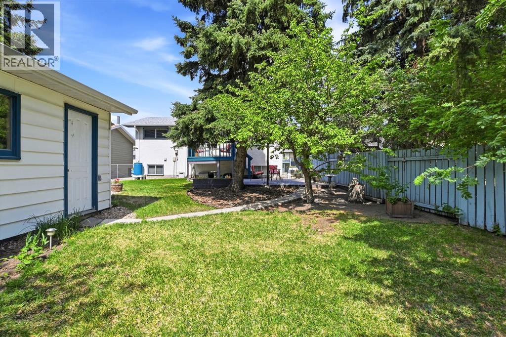 5327 38 Street, Innisfail, Alberta  T4G 1E8 - Photo 28 - A2315432