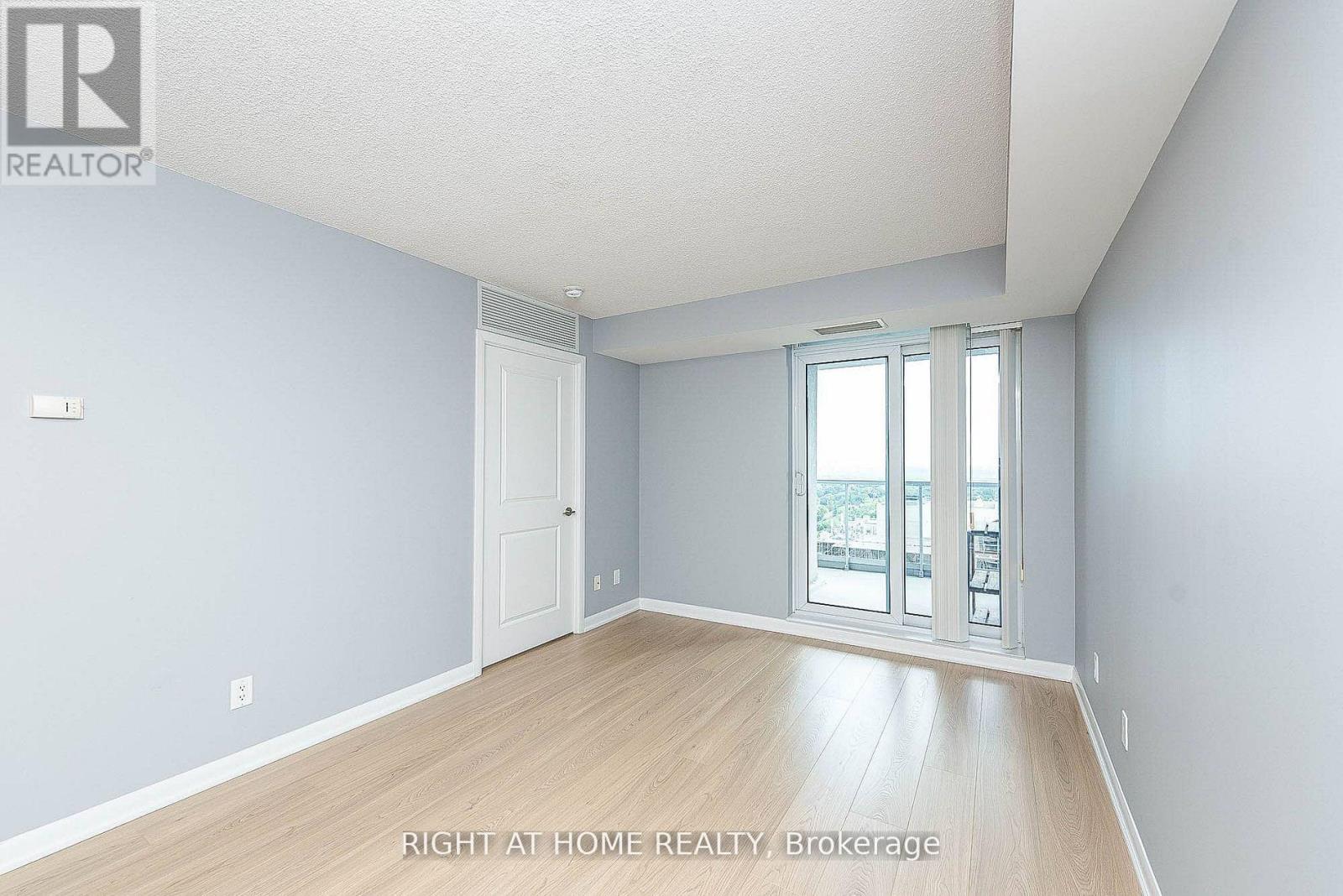 2105 - 4978 Yonge Street, Toronto, Ontario  M2N 7G8 - Photo 8 - C13022566
