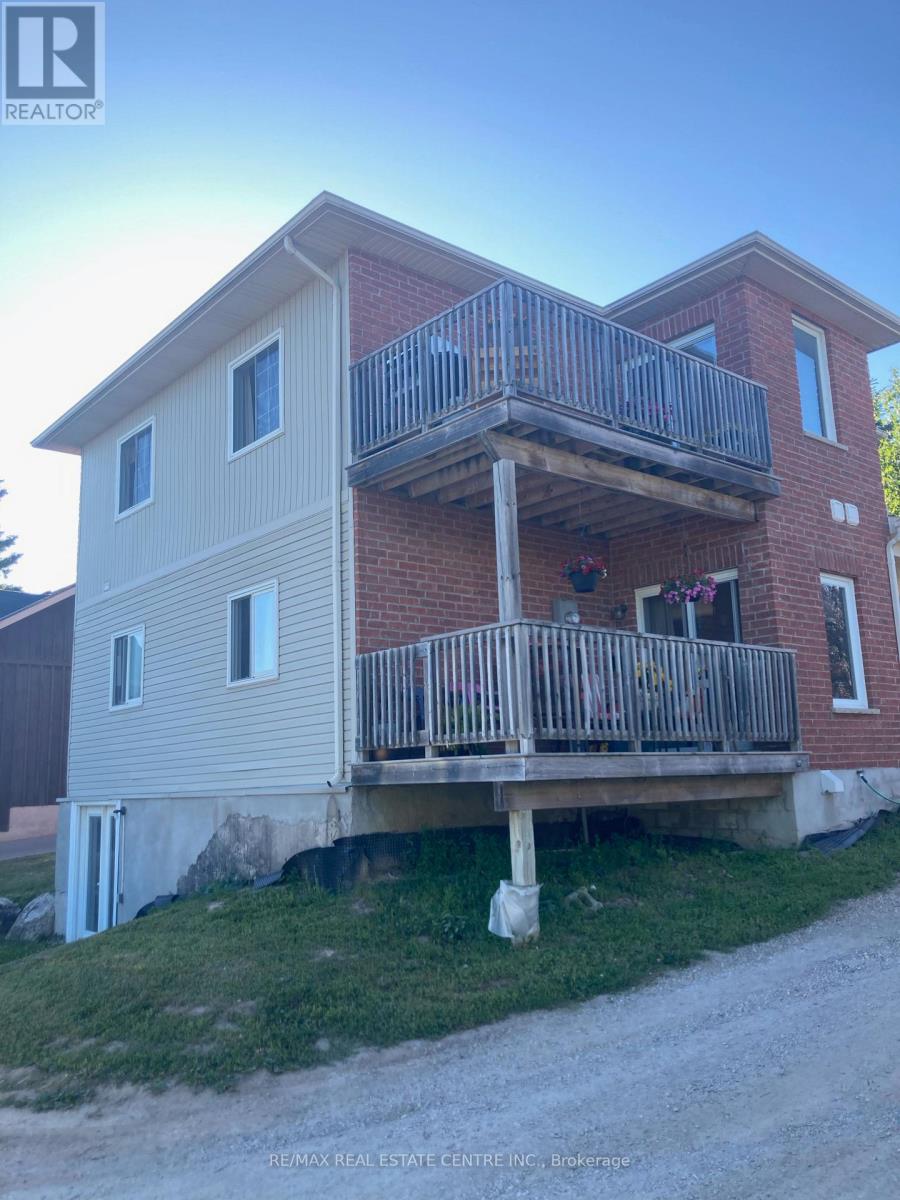 300a Broadway, Orangeville, Ontario  L9W 1L3 - Photo 3 - W12859894
