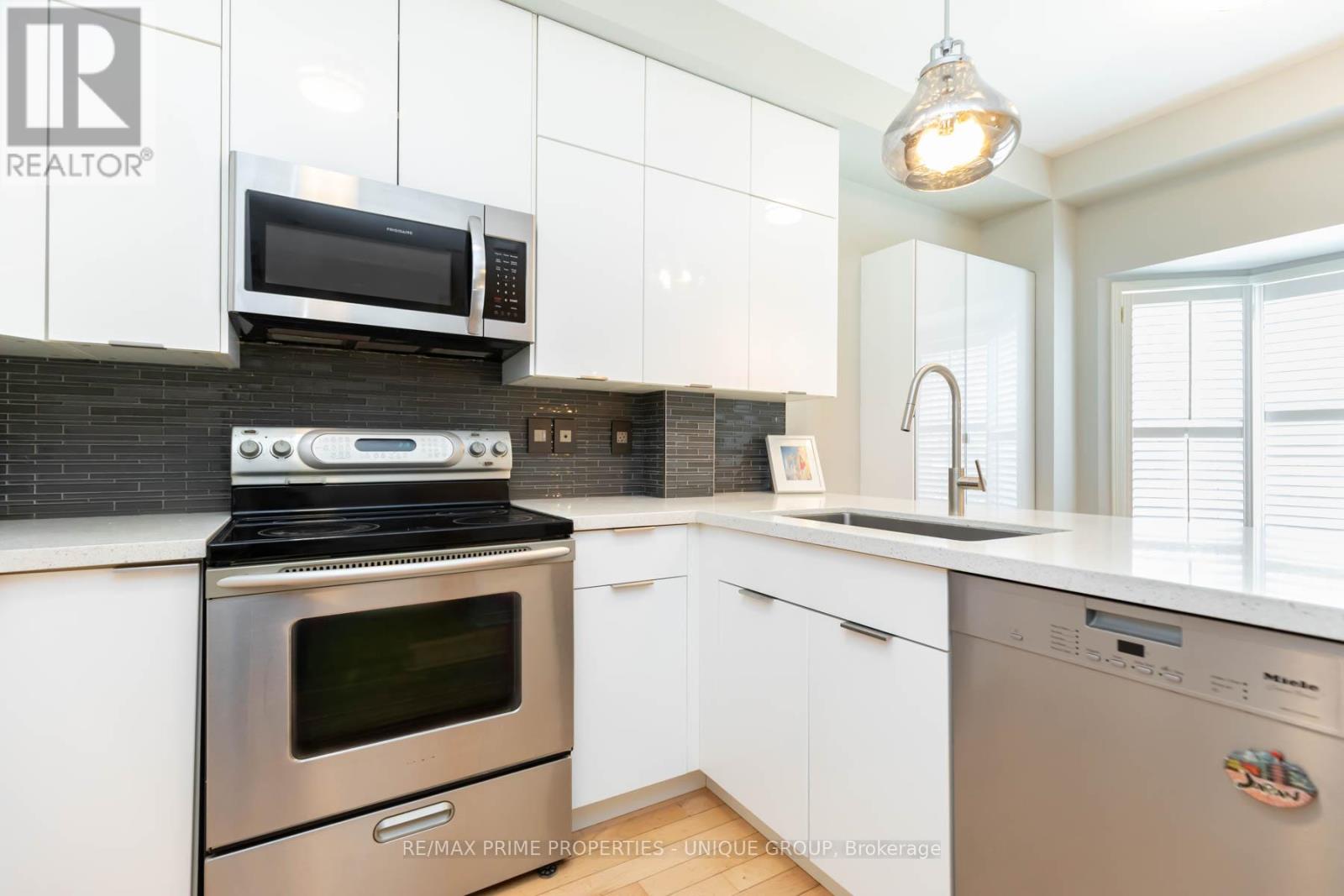 10 - 1130 Cawthra Road, Mississauga, Ontario  L5G 4V7 - Photo 13 - W13090274