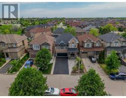 35 DEVONSLEIGH DRIVE, Brampton, Ontario