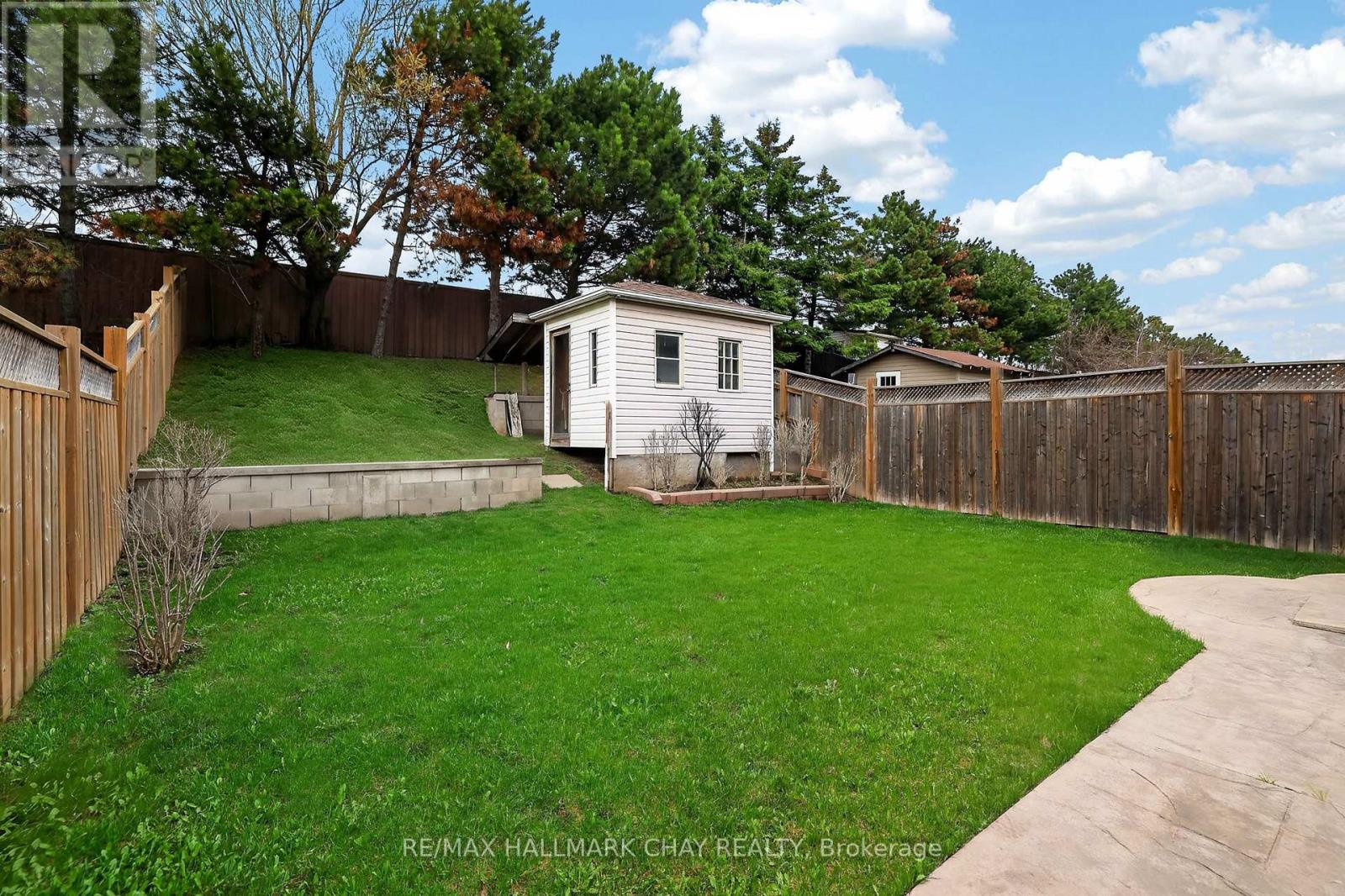 72 Ravenscliffe Court, Brampton, Ontario  L6X 4N9 - Photo 32 - W13183096