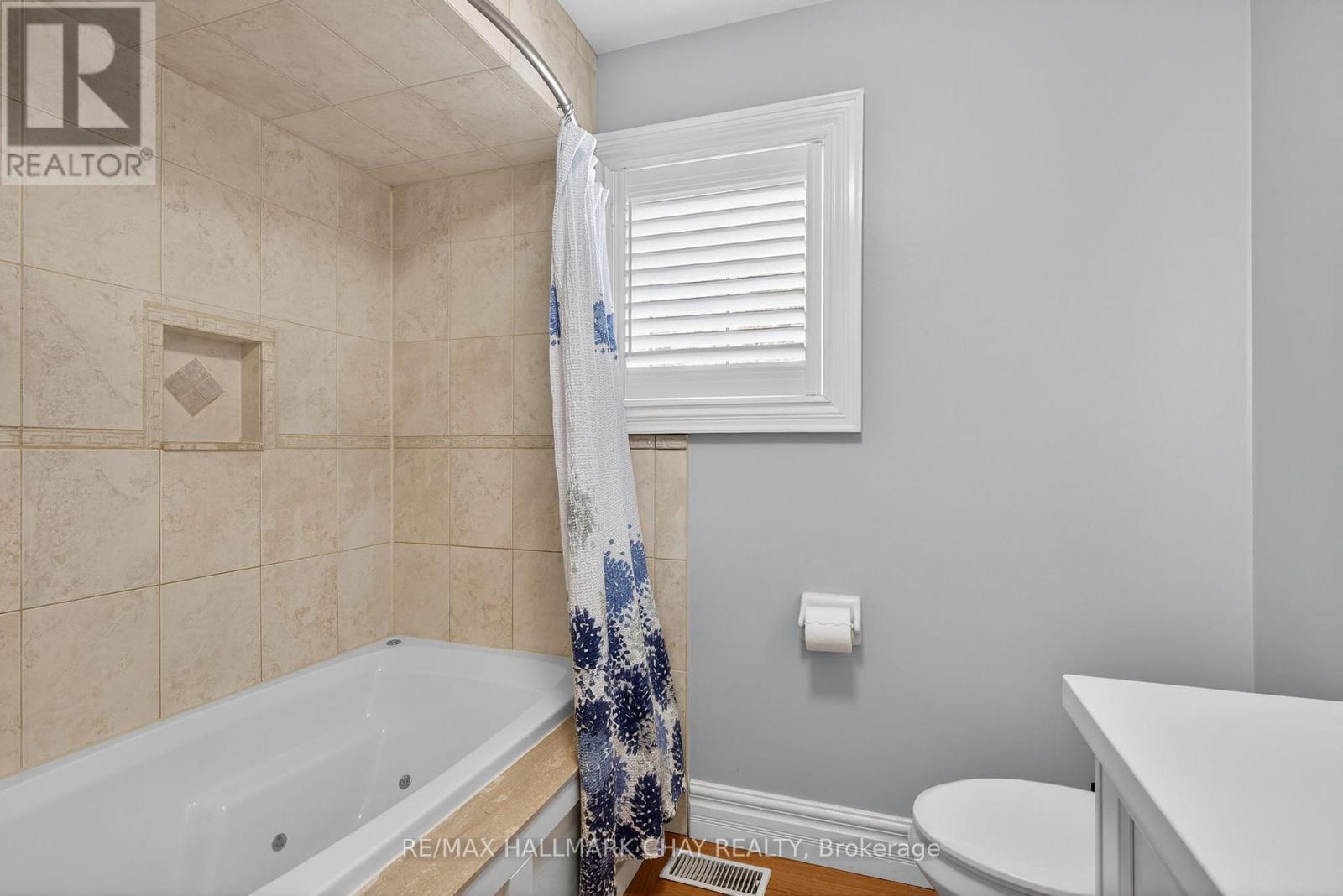 72 Ravenscliffe Court, Brampton, Ontario  L6X 4N9 - Photo 18 - W13183096