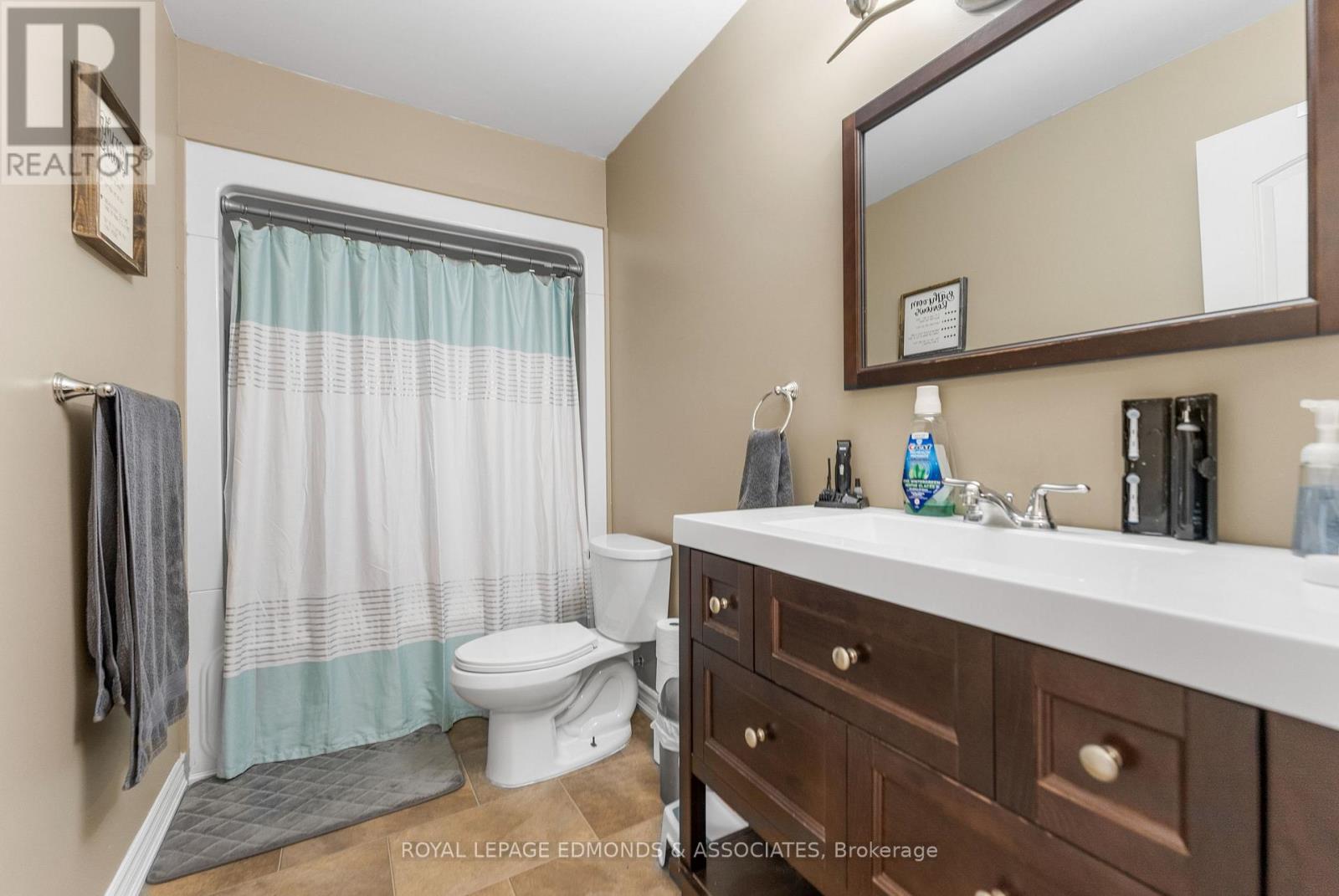 12 Wilbert Street, Petawawa, Ontario  K8H 2C6 - Photo 21 - X12983438