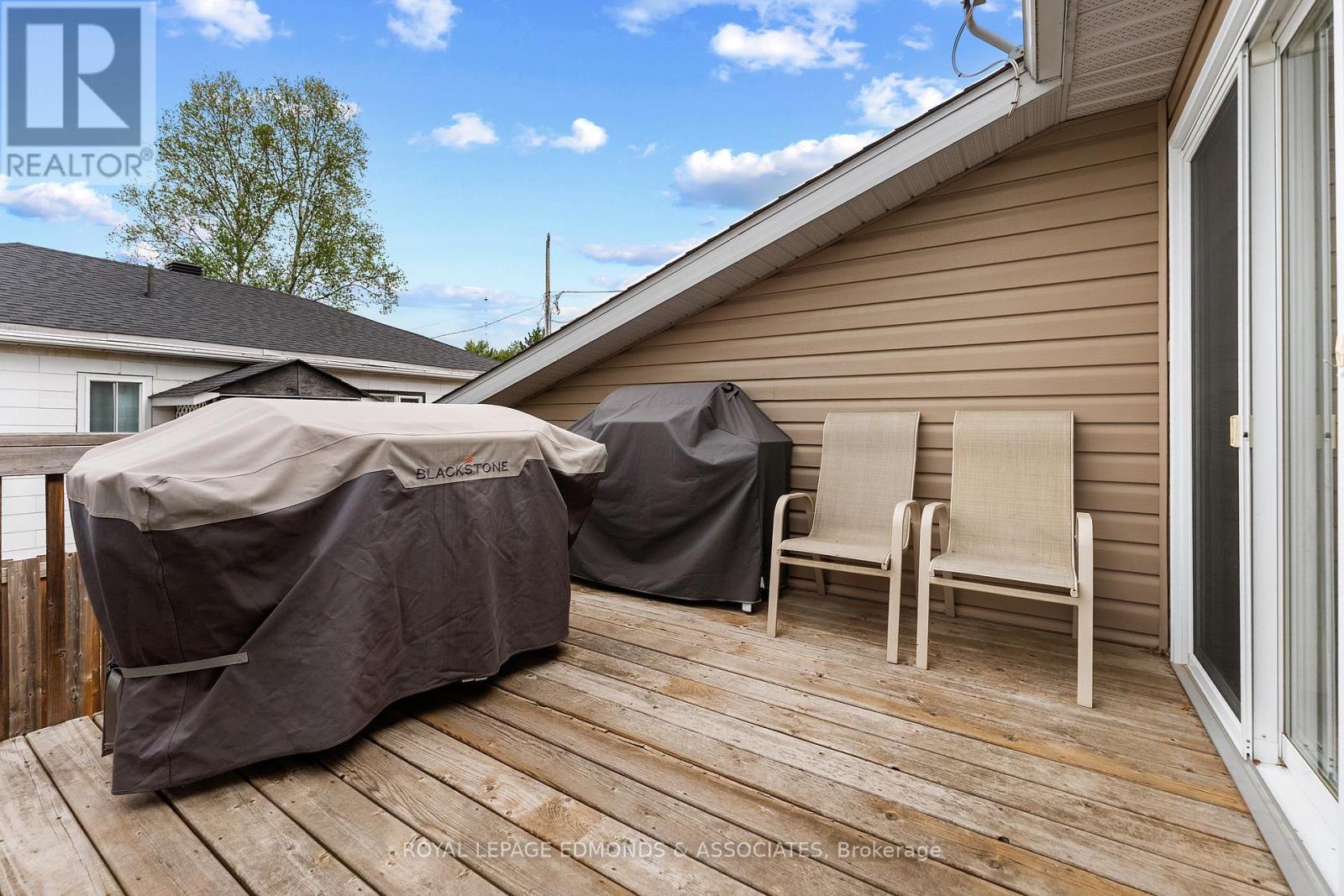 12 Wilbert Street, Petawawa, Ontario  K8H 2C6 - Photo 24 - X12983438