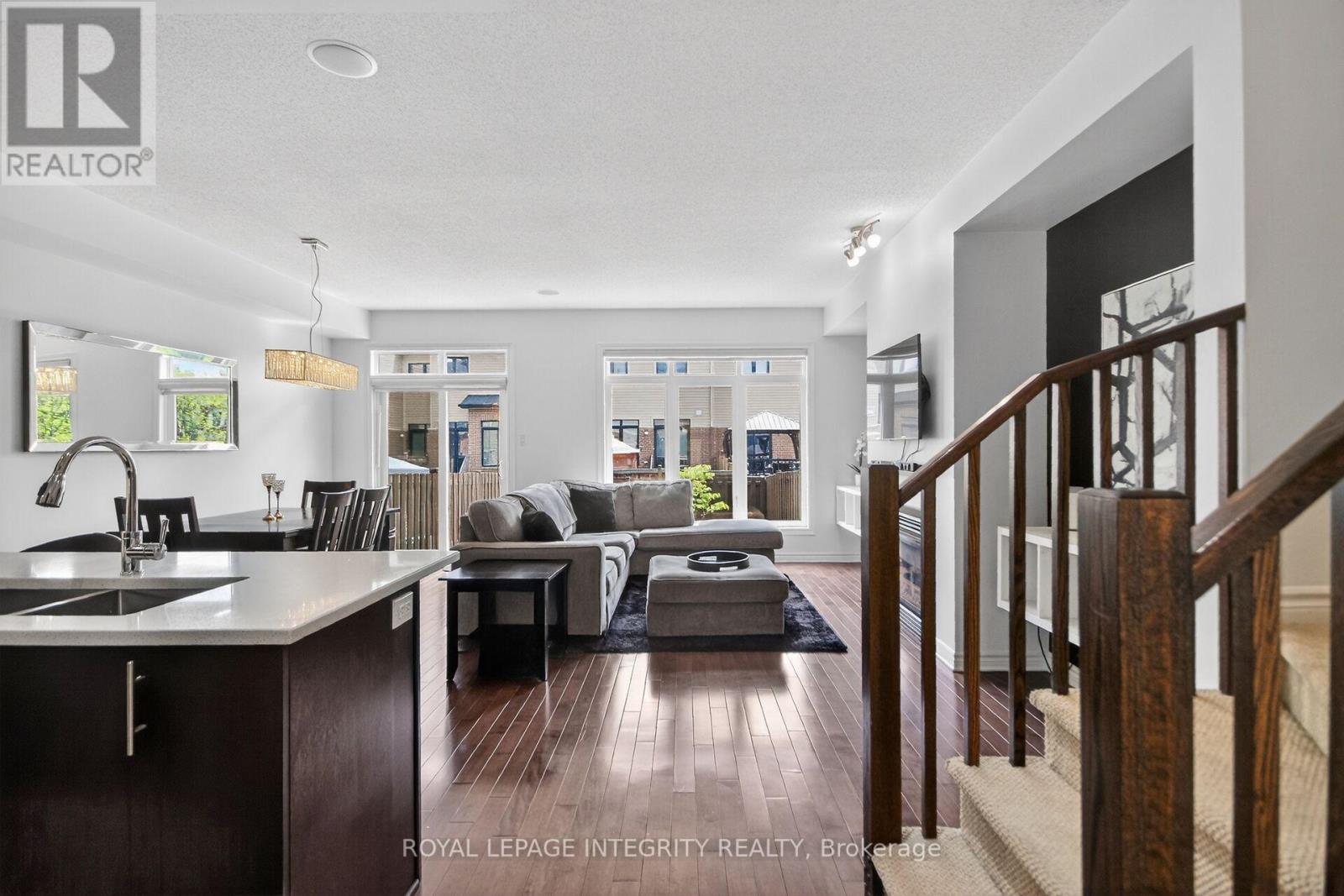 345 Cooks Mill Crescent, Ottawa, Ontario  K1V 2N3 - Photo 8 - X13208912