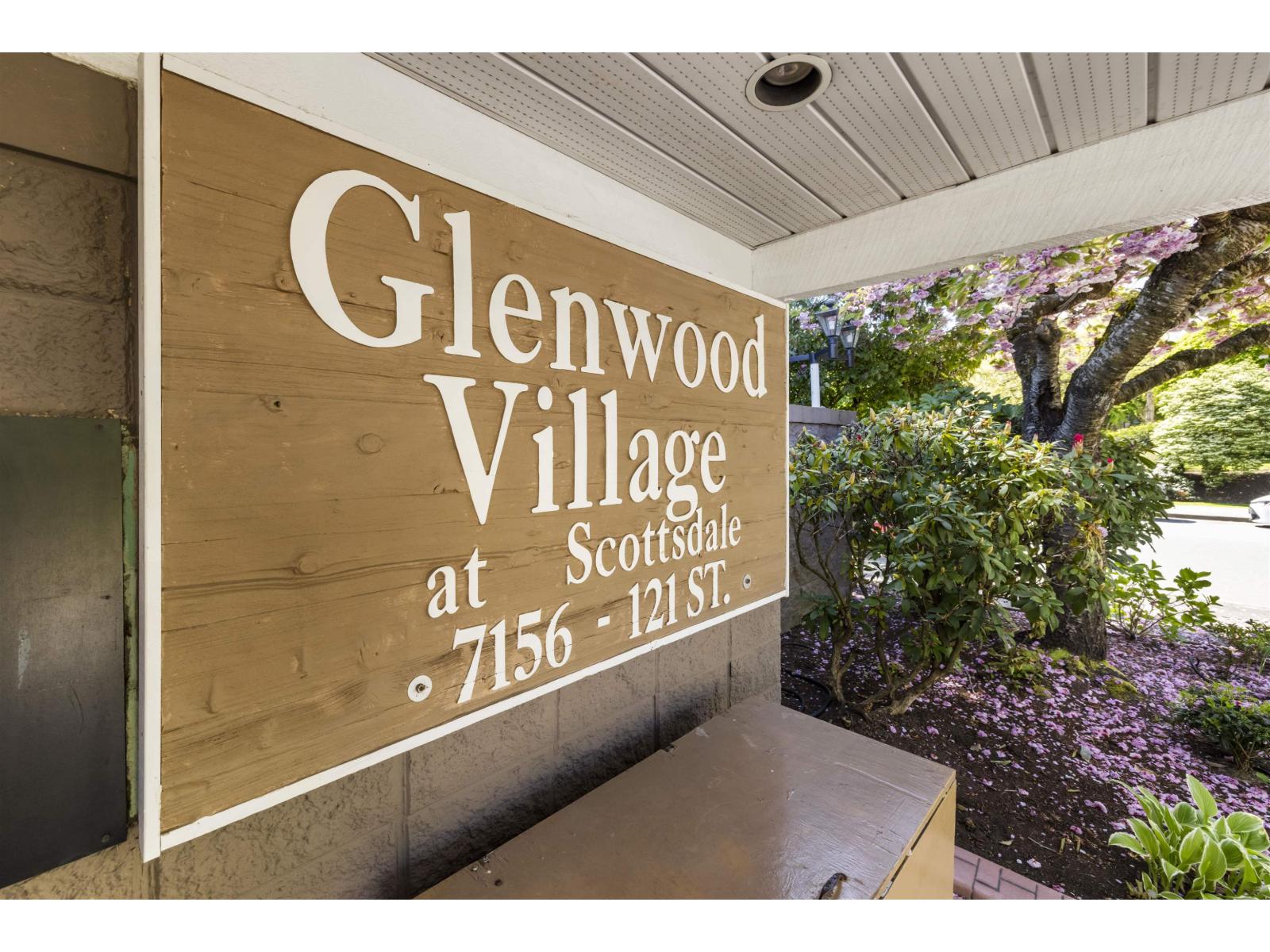 241 7156 121 Street, Surrey, British Columbia  V3W 0J6 - Photo 3 - R3128639