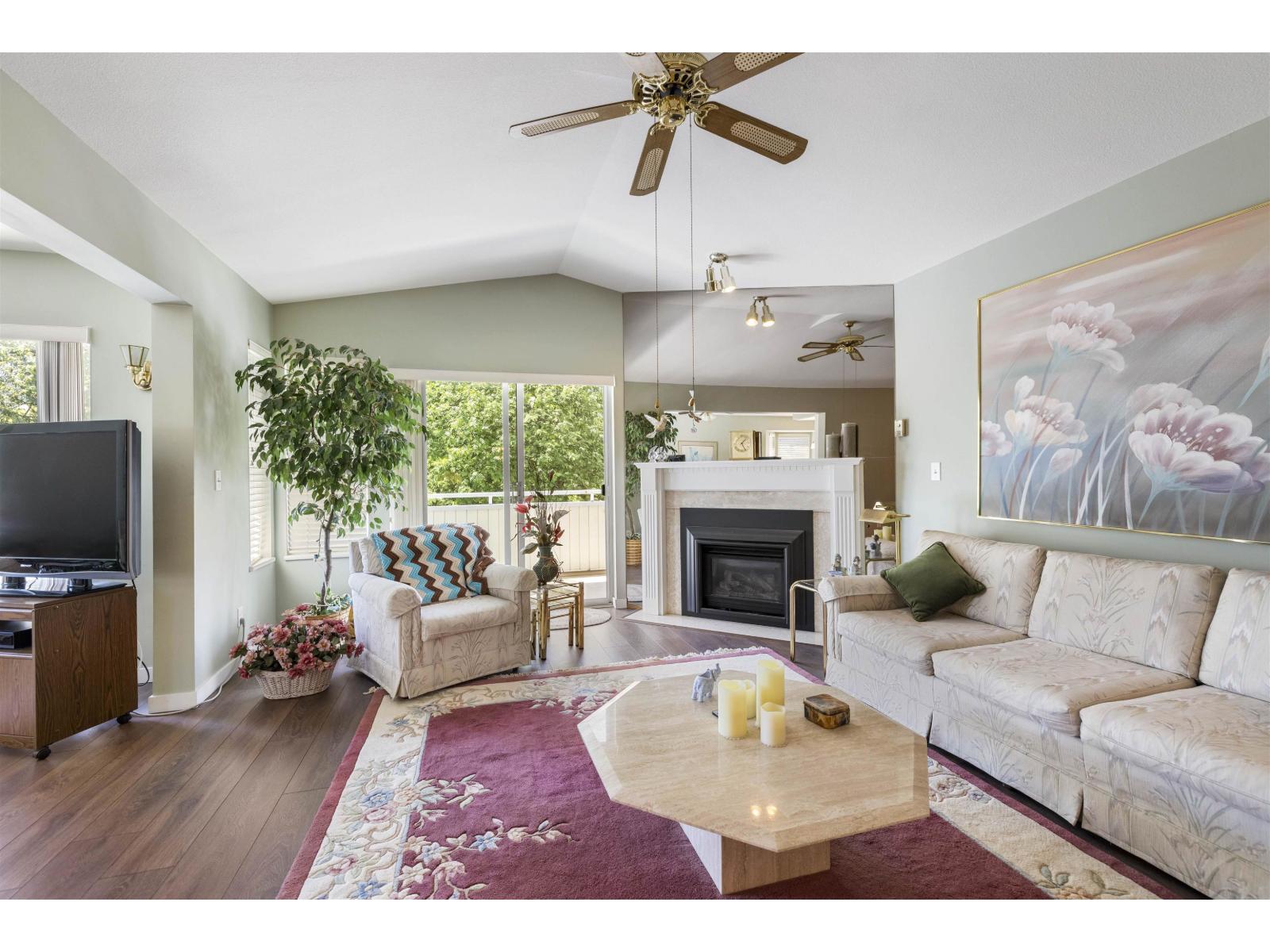 241 7156 121 Street, Surrey, British Columbia  V3W 0J6 - Photo 5 - R3128639