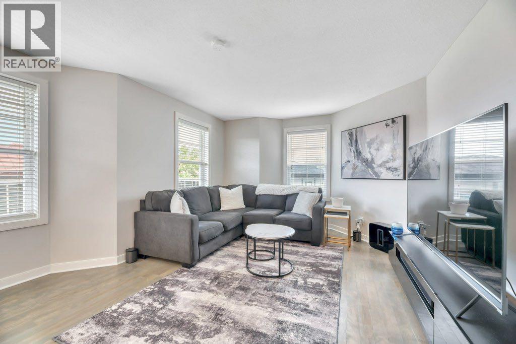 300, 50 Westland Road, Okotoks, Alberta  T1S 1N1 - Photo 10 - A2312002