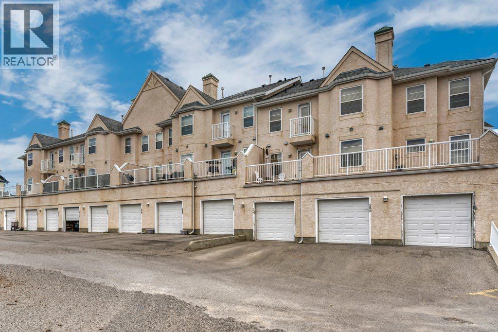 300, 50 Westland Road, Okotoks, Alberta  T1S 1N1 - Photo 1 - A2312002