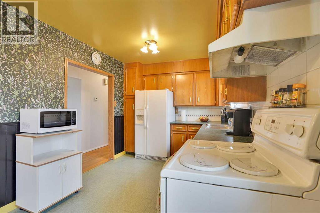 9824 Auburn Road SE, Calgary, Alberta  T2J 1E1 - Photo 12 - A2312114