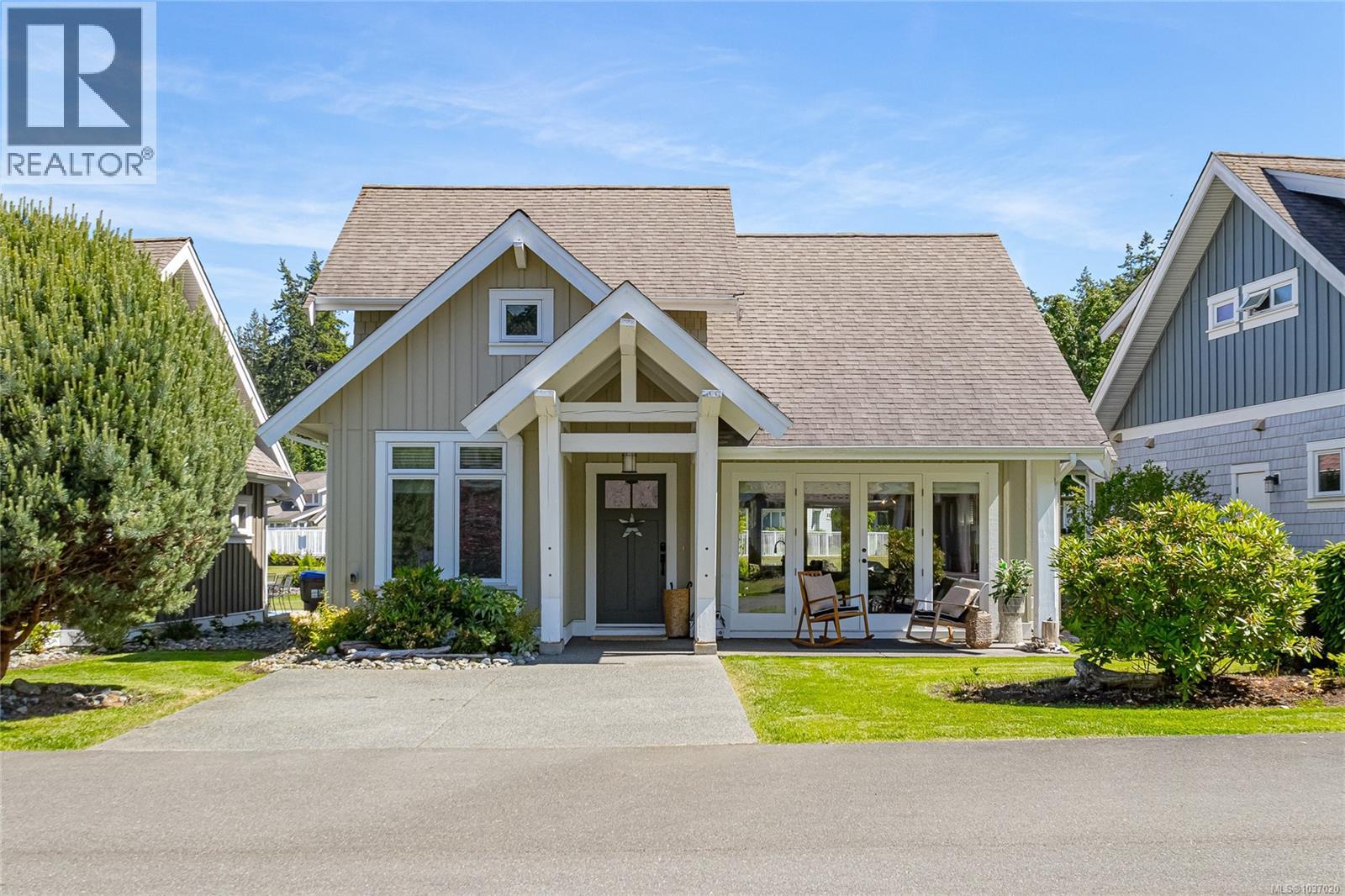 15 5251 Island Hwy W, Qualicum Beach, British Columbia