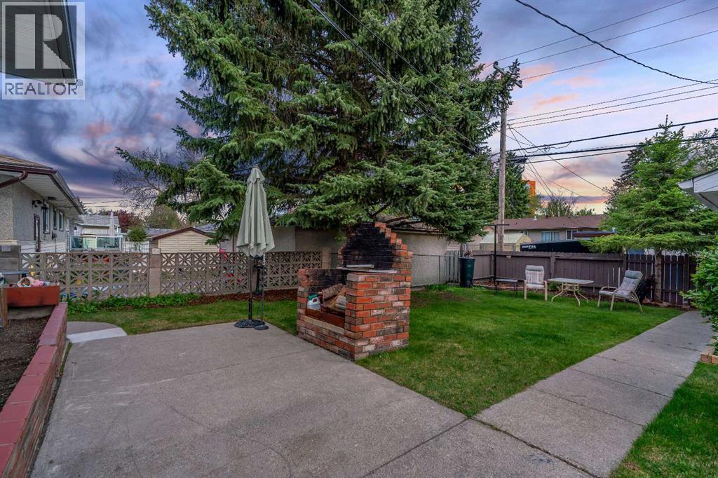 3027 Brentwood Boulevard NW, Calgary, Alberta  T2L 1J6 - Photo 41 - A2314913