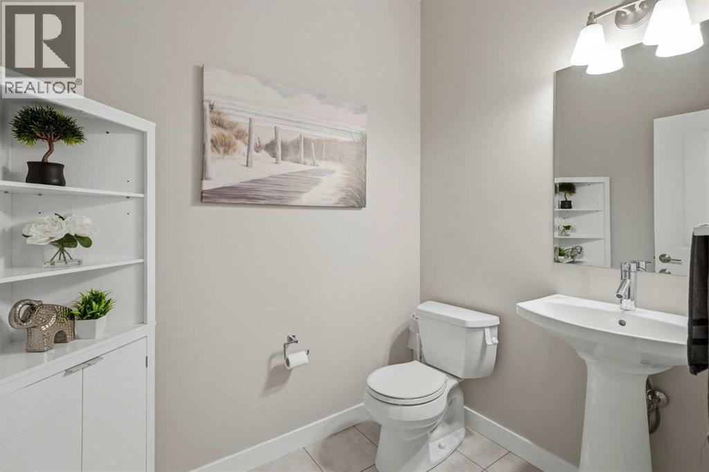 236 Auburn Springs Close SE, Calgary, Alberta  T3M 1L7 - Photo 5 - A2315331