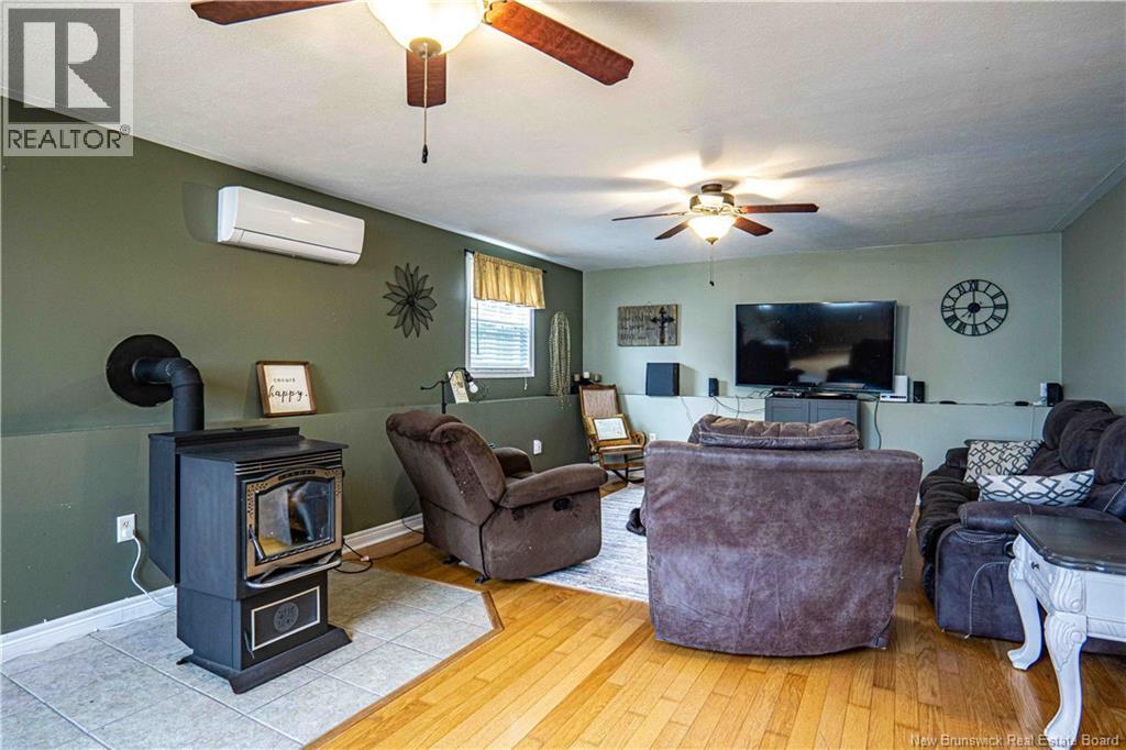 47 Ripley Street, Oromocto, New Brunswick  E2V 4P9 - Photo 28 - NB140666
