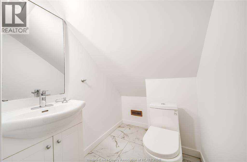 1153 Gladstone Avenue, Windsor, Ontario  N9A 2R9 - Photo 28 - 26012223