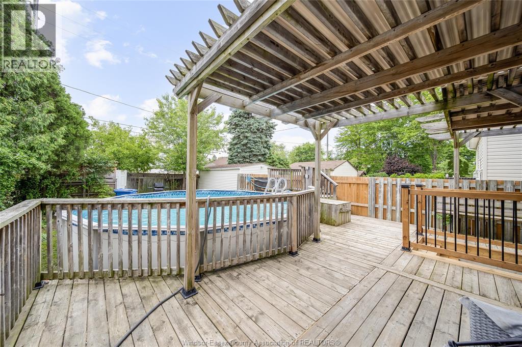 1153 Gladstone Avenue, Windsor, Ontario  N9A 2R9 - Photo 47 - 26012223