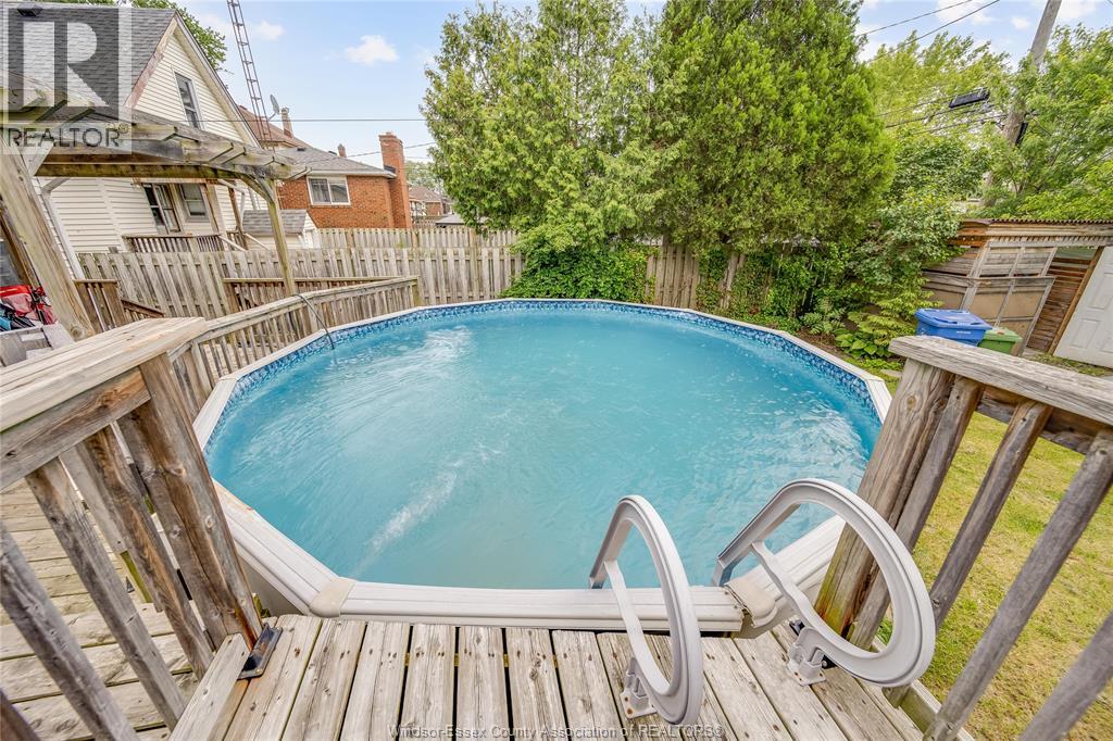 1153 Gladstone Avenue, Windsor, Ontario  N9A 2R9 - Photo 48 - 26012223