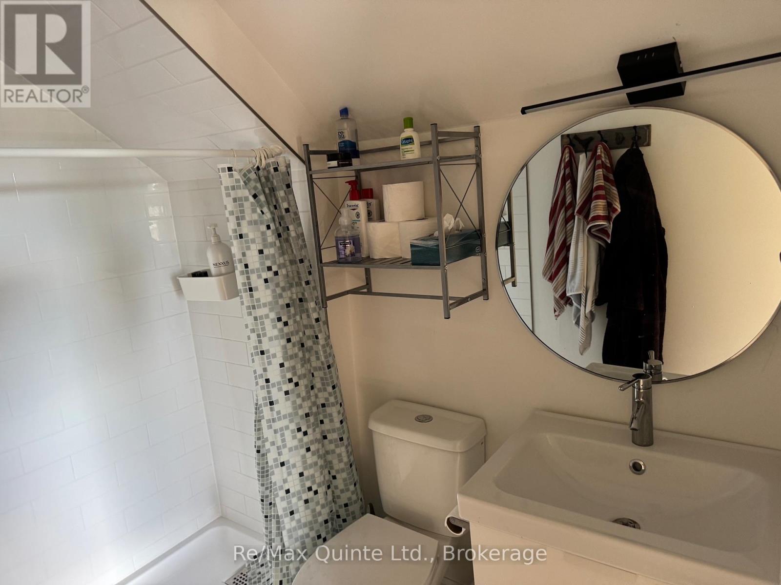 41 Hill Street, Prince Edward County, Ontario  K0K 2T0 - Photo 15 - X13211312