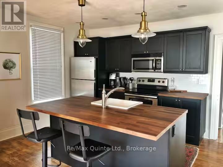 41 Hill Street, Prince Edward County, Ontario  K0K 2T0 - Photo 4 - X13211312