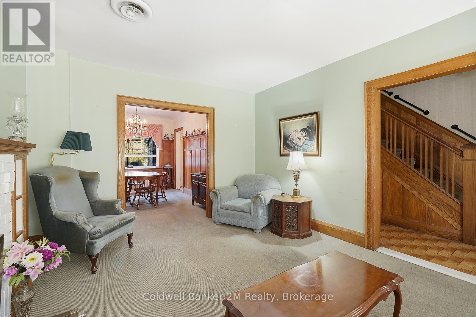 296 Briar Hill Avenue, Toronto, Ontario  M4R 1J2 - Photo 7 - C13213046